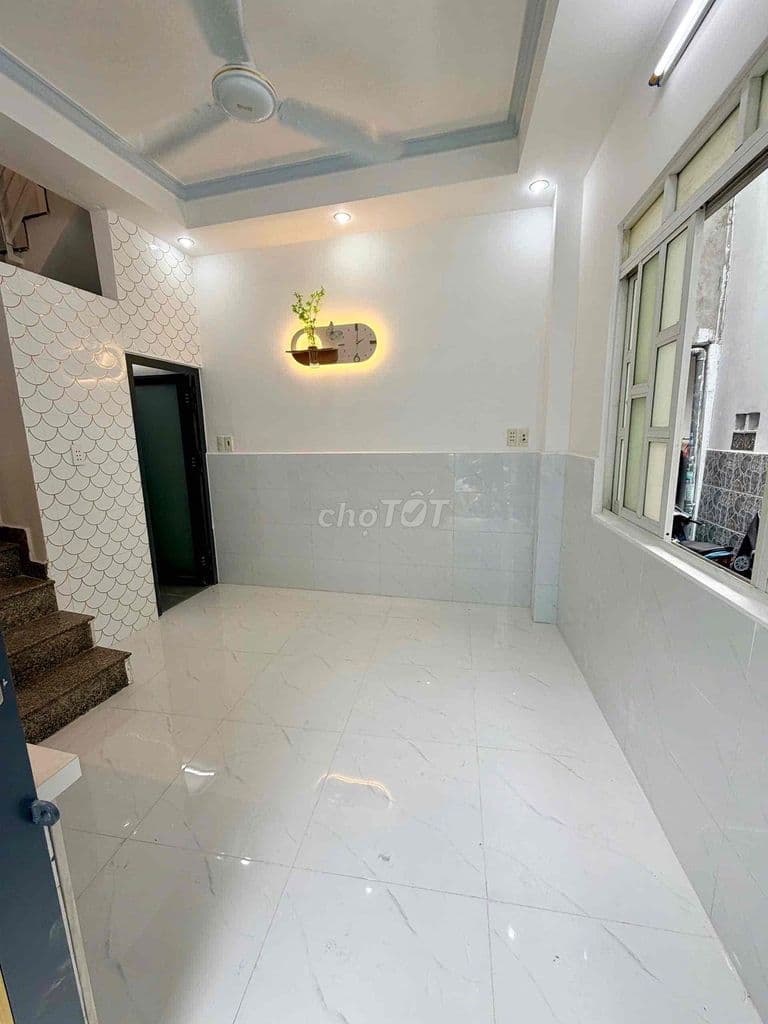 Nhà đẹp 2 lầu Ba Đình P.Chánh Hưng căn góc 2 tỷ 580 - Ảnh 2