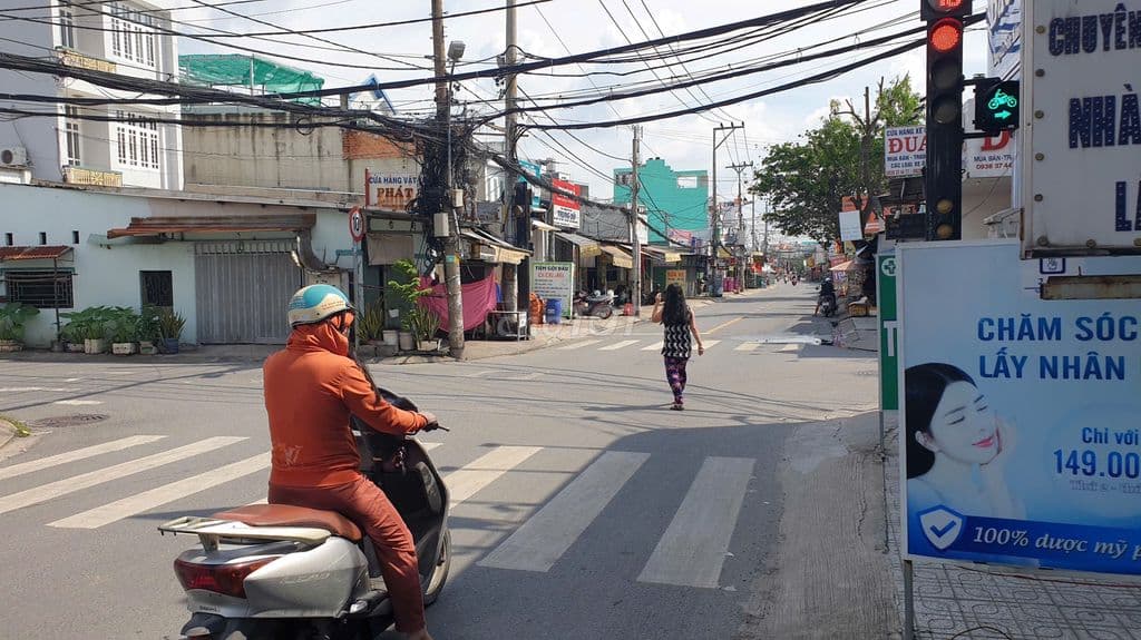 Bán gấp nhà mặt tiền Trần Văn Mười 6m*23m, 01 lầu, gần chợ Đại Hải HM - Ảnh 3