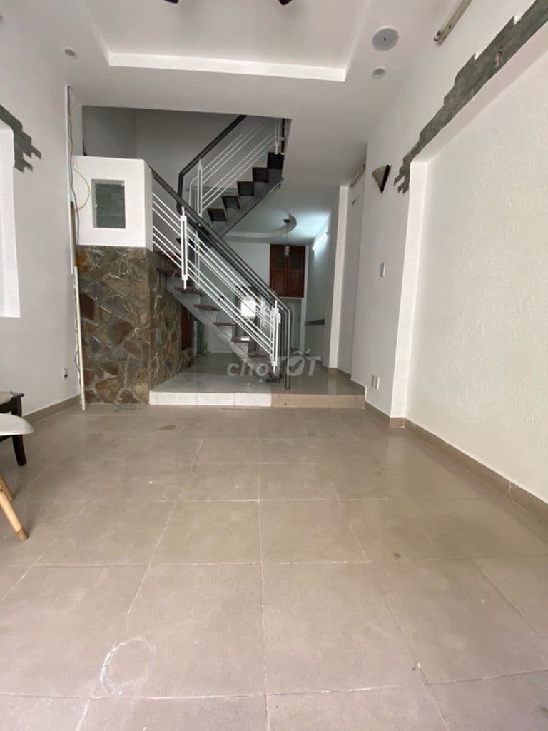 3655133- 🏡 NHÀ 2 TẦNG - SỔ VUÔNG - TRUNG TÂM GÒ VẤP - NHỈNH 3 TỶ - Ảnh 2