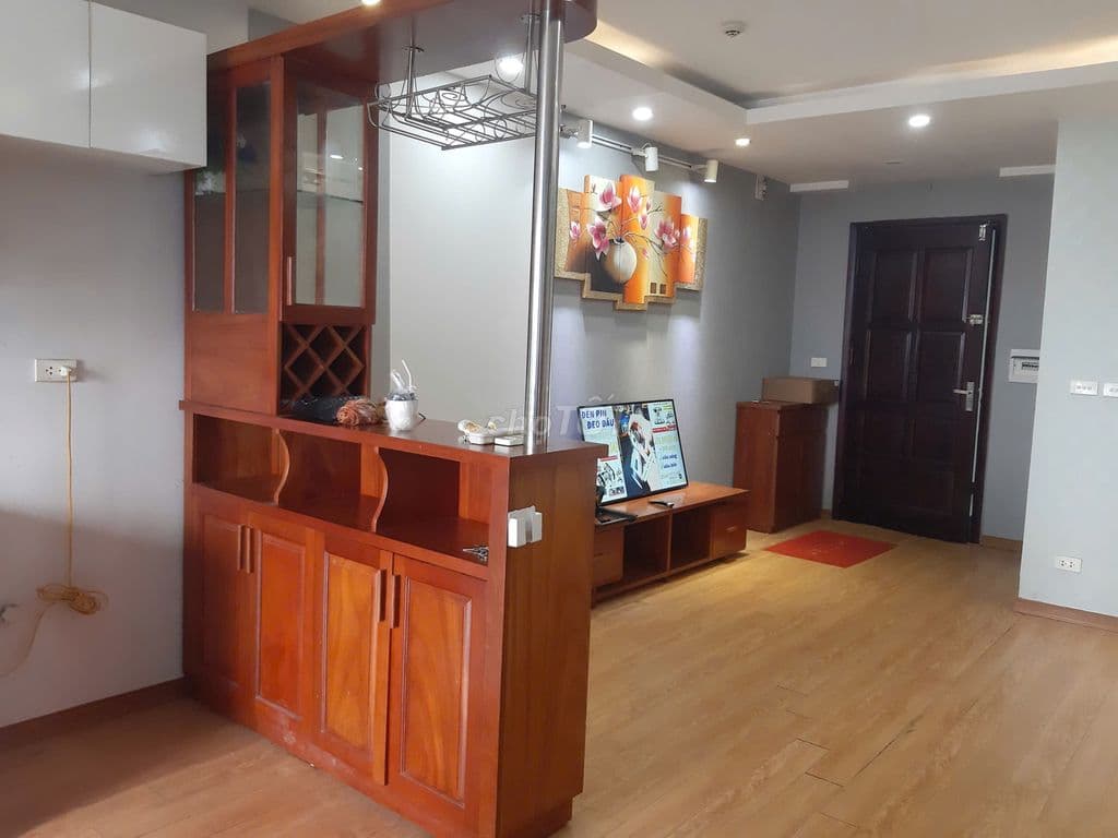 Bán căn hộ CC 125 Hoàng Ngân 76m2, 2PN, 2 VS, tặng full nội thất - Ảnh 3