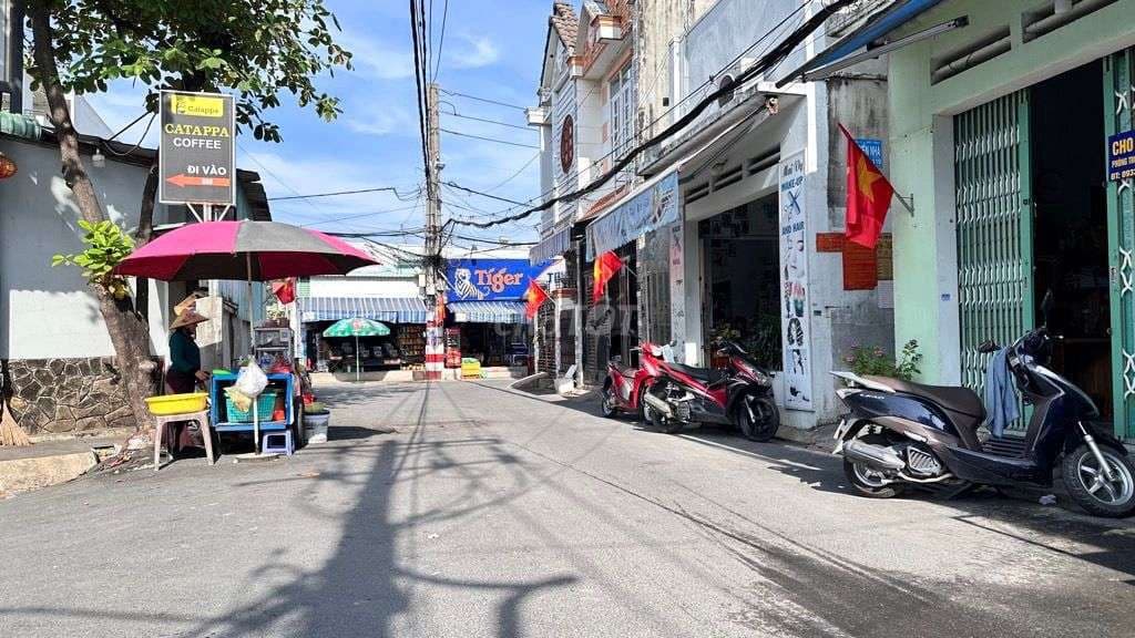 BÁN NHÀ QUẬN 12 HẺM XE HƠI ĐƯỜNG LÊ VĂN KHƯƠNG PHƯỜNG HIỆP THÀNH CŨ