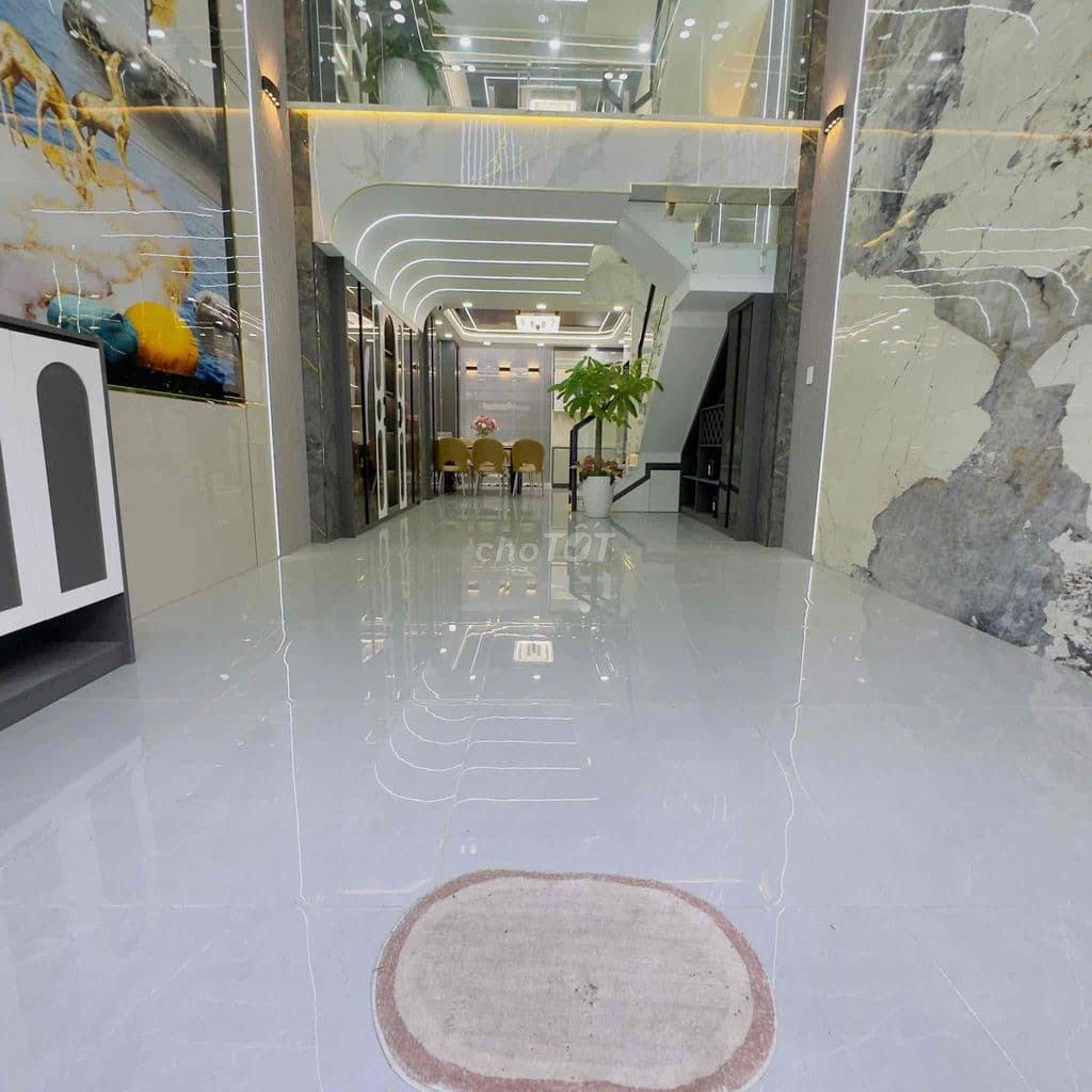 Nhà Đẹp - giá rẻ - Đường thông xe tải - Q12 - Ảnh 2