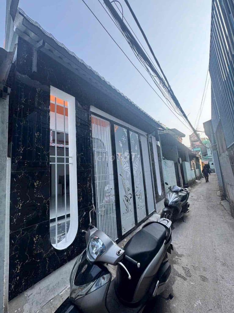 BAND NHÀ MỚI 2PN HẺM BA GÁC GIÁ 5,5TY - Ảnh 2
