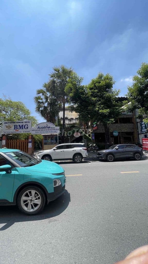 Nhà Bán hẻm xe hơi, Linh Xuân, Thủ Đức, ngang 5, 100m2, góc 2 mặt tien - Ảnh 3