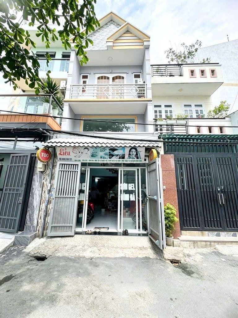 HXH sát MT Trung Mỹ Tây, 4x10, 3PN, ở+KD, 4.3 tỷ TL, SHR