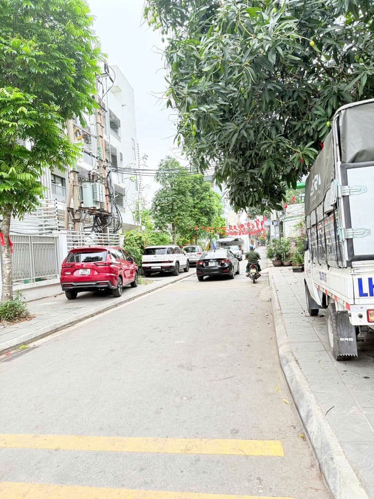 Đất Phúc Lợi 67m2, ô tô tránh, quy hoạch mở đường 7m