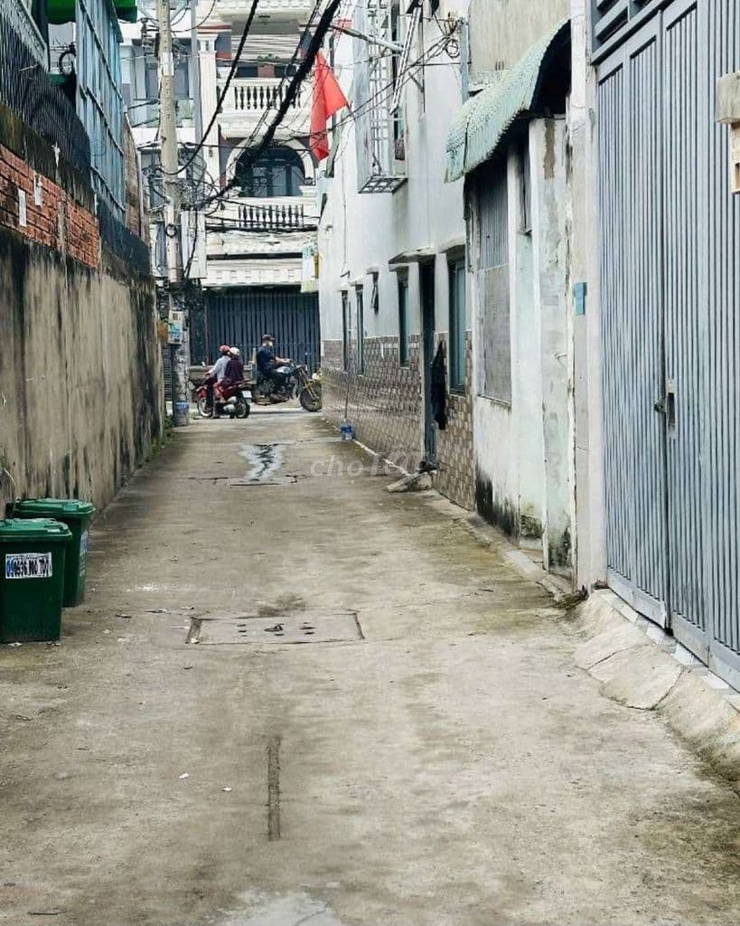 NHÀ ĐẸP HẺM XE HƠI 5M x 15,5M DT 77M SHR HÀNG HIẾM