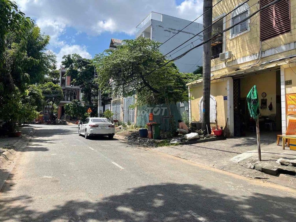 Biệt thự khu tên lửa DT: 10x18.8m gần công viên- Aeon BT . sát ĐS 7 . - Ảnh 2