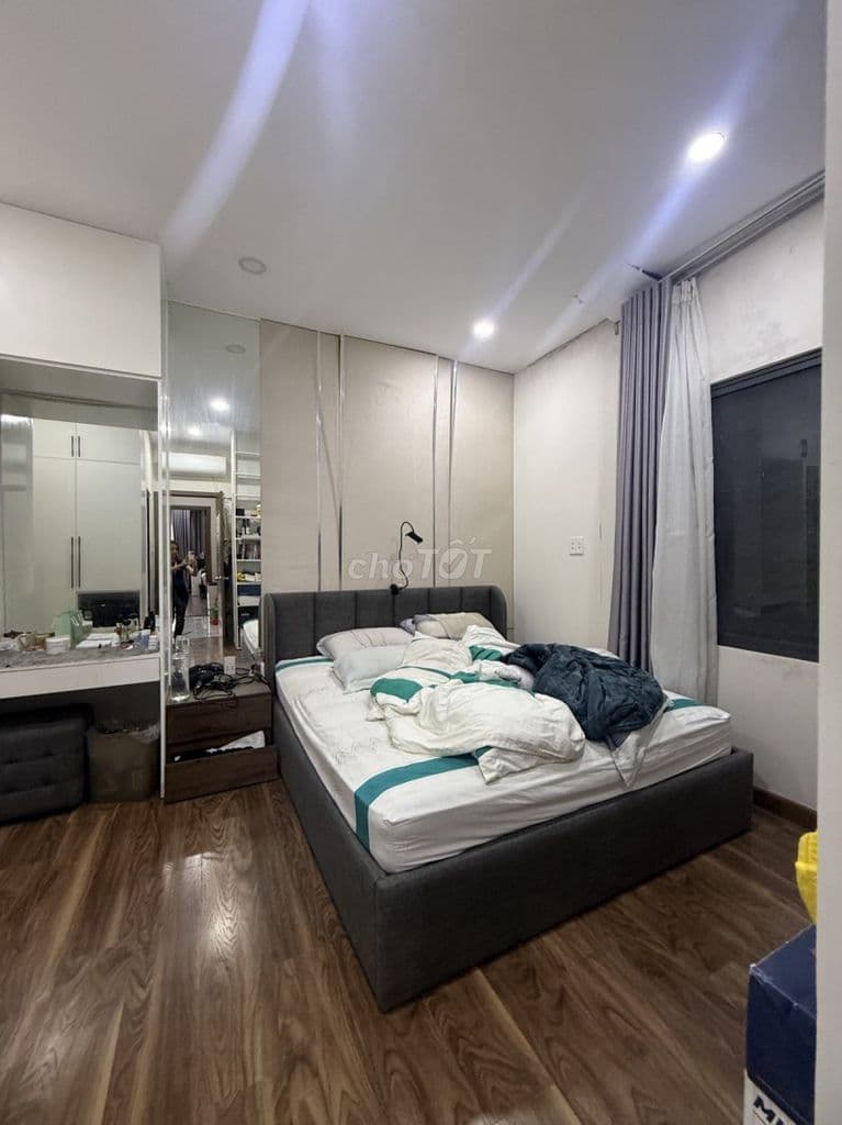 BÁN NHÀ PHẠM THẾ HIỂN QUẬN 8 NỞ HẬU GẦN PARC MALL MỚI ĐẸP 4PN MASTER - Ảnh 3