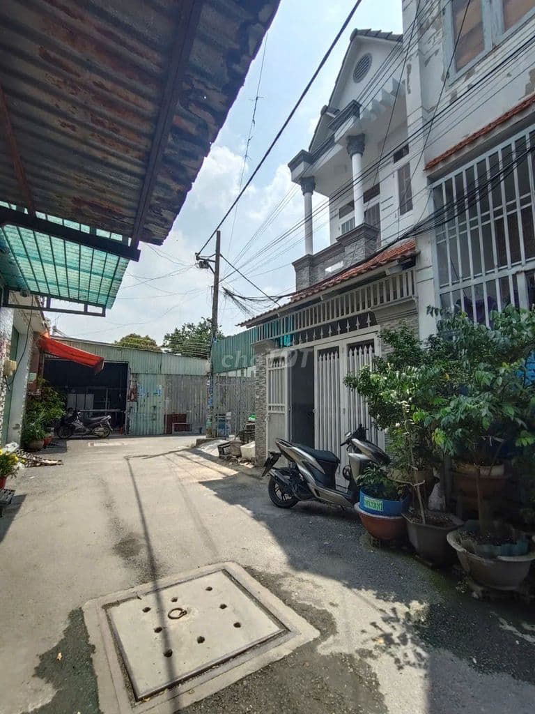 Nhà ngộp 1/ ngắn 4x16 đường Lê Thị Ngay Vĩnh Lộc A 2ty4 thương lượng - Ảnh 2