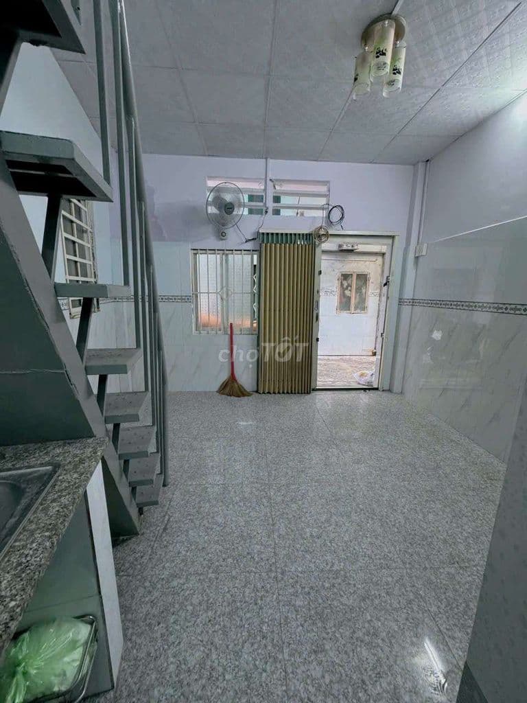 bán nhà cấp 4 đẹp và ở ngay - Ảnh 2