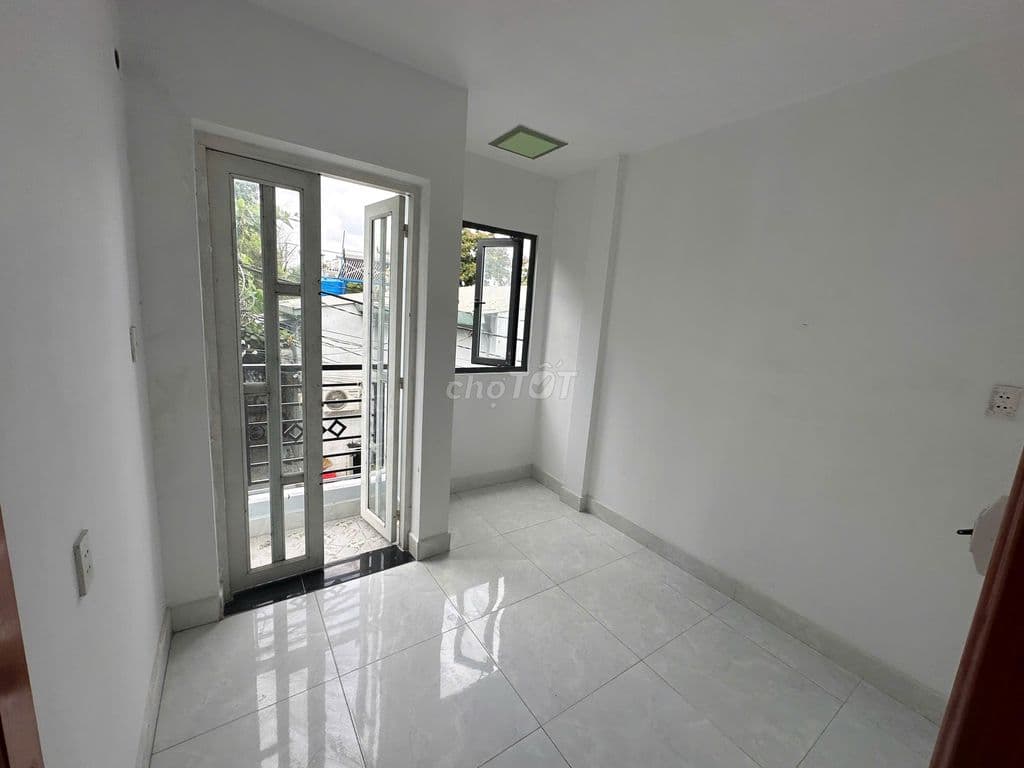 ful thổ, 40m2 sử dụng, công chứng thẳng VPCC công, không vi bằng