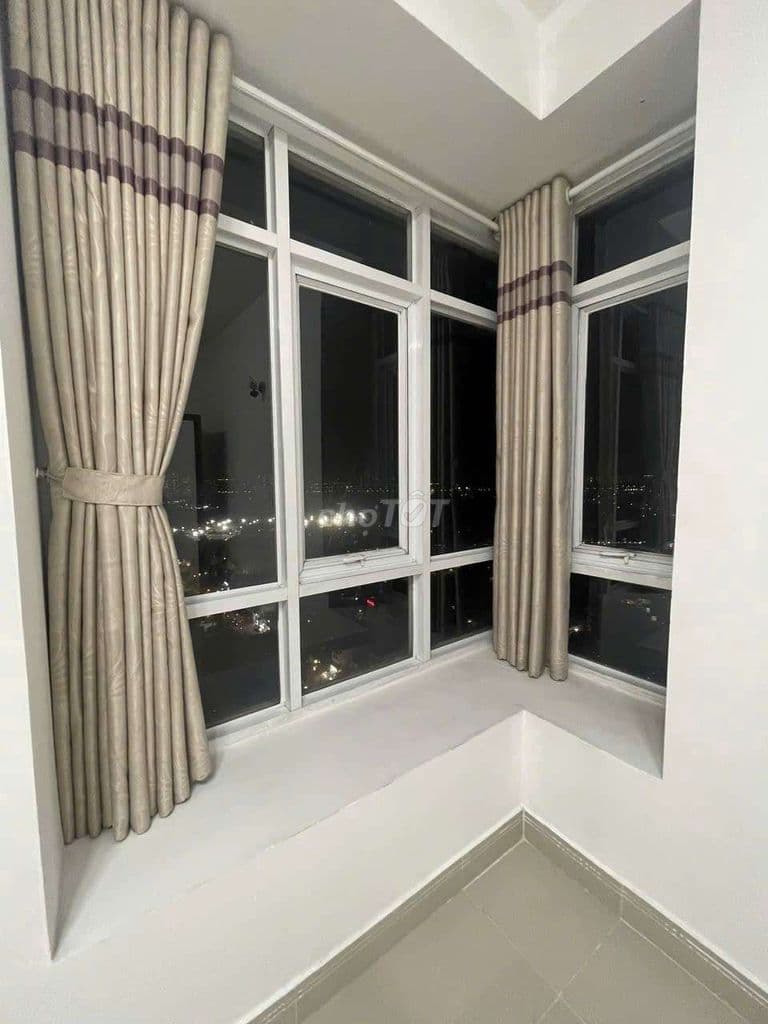 chính chủ bán căn hộ Ngọc phương năm 2 phòng ngủ 2 nhà vệ sinh 90m2 - Ảnh 3