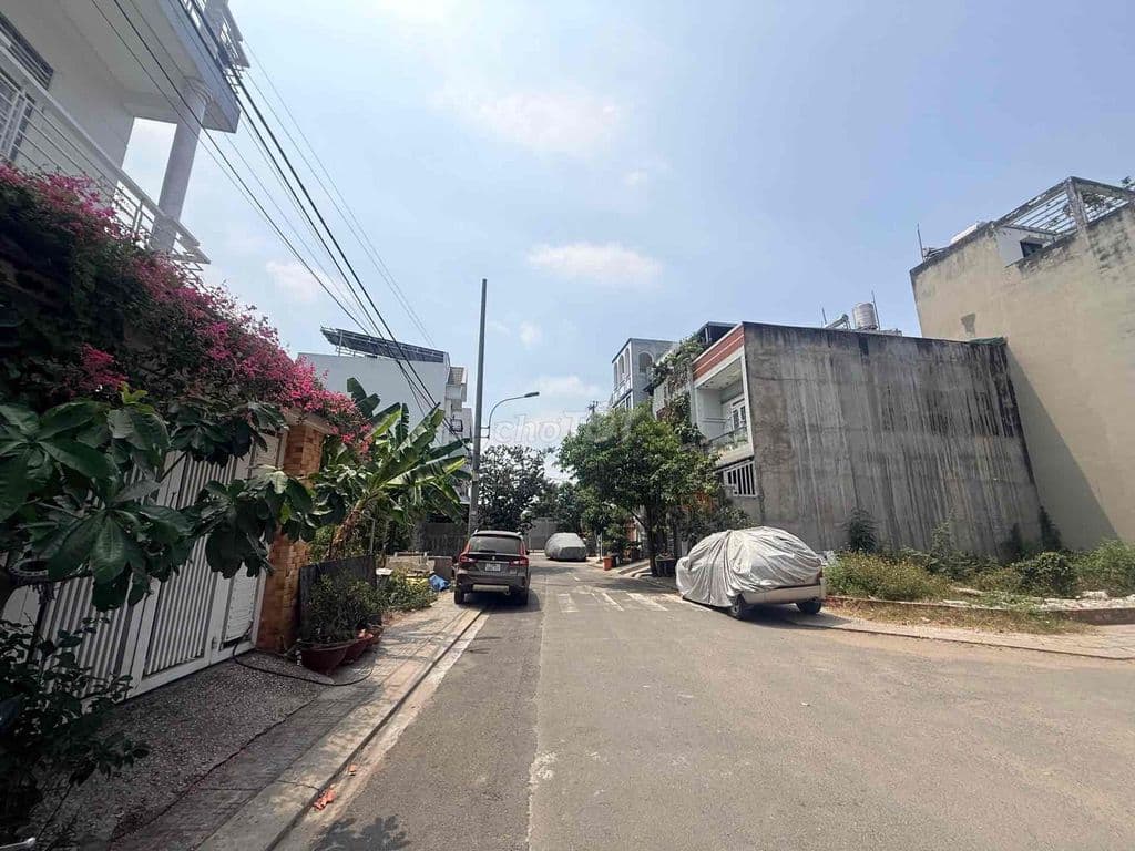 CHỈ 4 TỶ HƠN – ĐẤT MẶT TIỀN HXH GÒ CÁT, NGUYỄN DUY TRINH Q9, GIÁP QUẬ