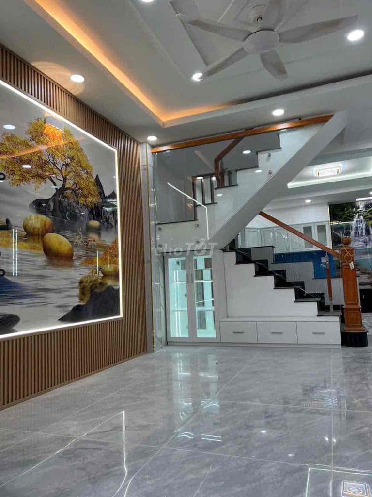 bán căn nhà sổ hồng riêng Q12 - Ảnh 2