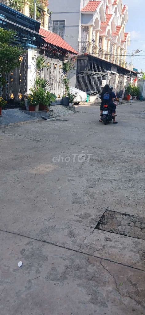 Nhà Bán HXH 80M2 Đường TX40 P.Thạnh Xuân Q12(P.Thới An mới)