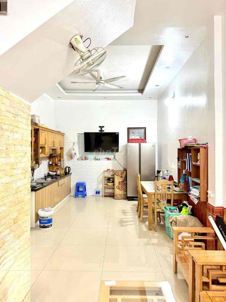 Phải nhanh, Nguyễn Văn Tuyết, ngõ thông, 60m ra oto, thoáng đẹp, full - Ảnh 2