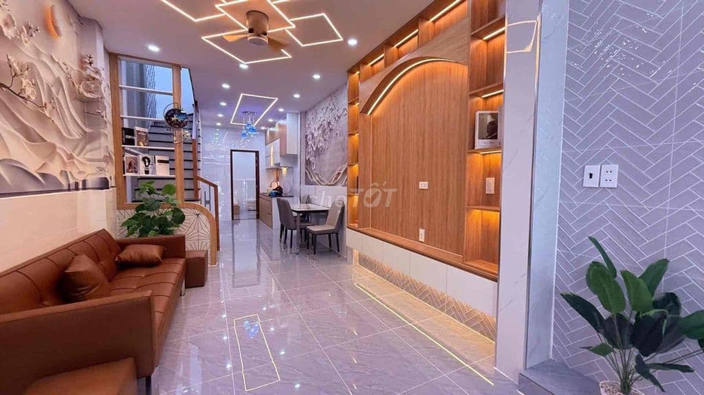 BÁN NHÀ 50M2 QUANG TRUNG GÒ VẤP GẦN PHẠM VĂN ĐỒNG