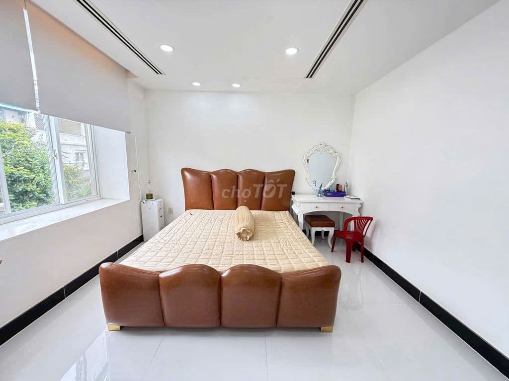 Bán nhanh villa Hưng Thái, PMH, 7x18m, giá tốt 32 tỷ - Ảnh 2