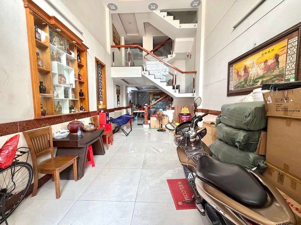 4M×14M 3 LẦU - GALAXY - NGUYỄN VĂN QUÁ - QUẬN 12 - Ảnh 2