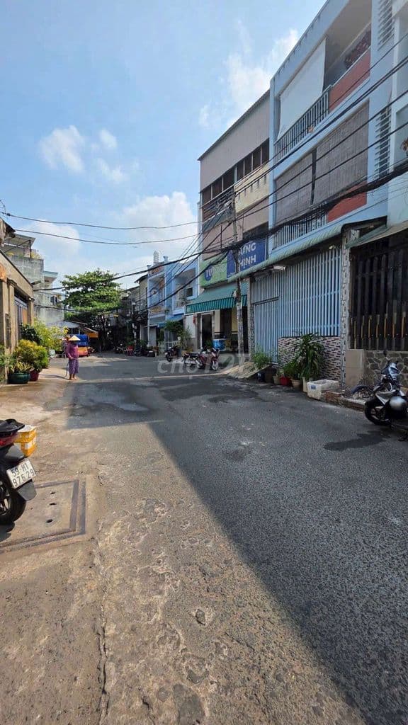 Nhà cũ tiện xây mới 7.6x20 136m2 KDC Lý Chiêu Hoàng - Ảnh 3