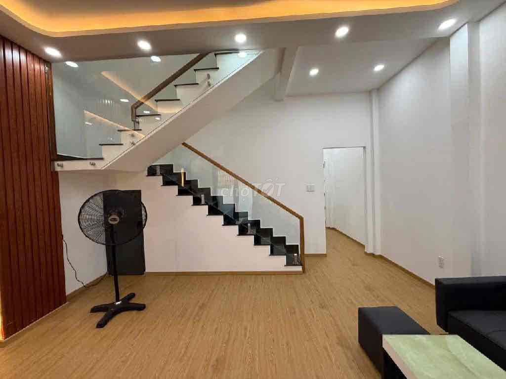 Chính chủ bán gấp nhà Tỉnh Lộ 10, Bình Tân, 110m2, 4Pn, Nhỉnh 5 Tỷ