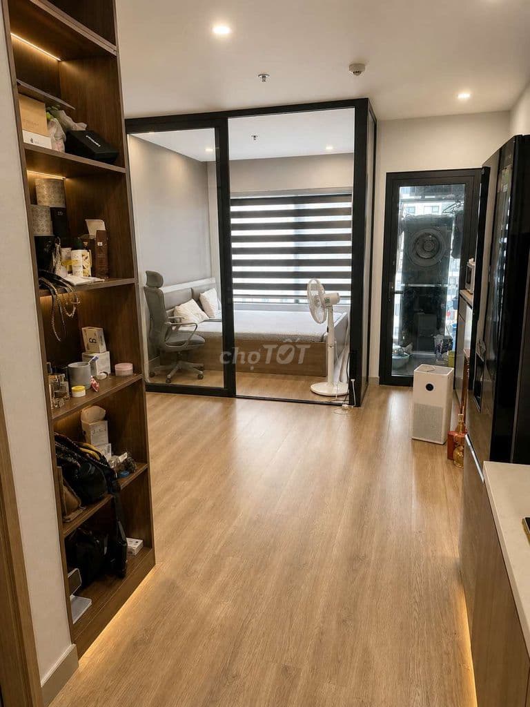 Studio RB s105 DT bự gần 34m2, hướng mát đông nam, thiết kế đẹp - Ảnh 2