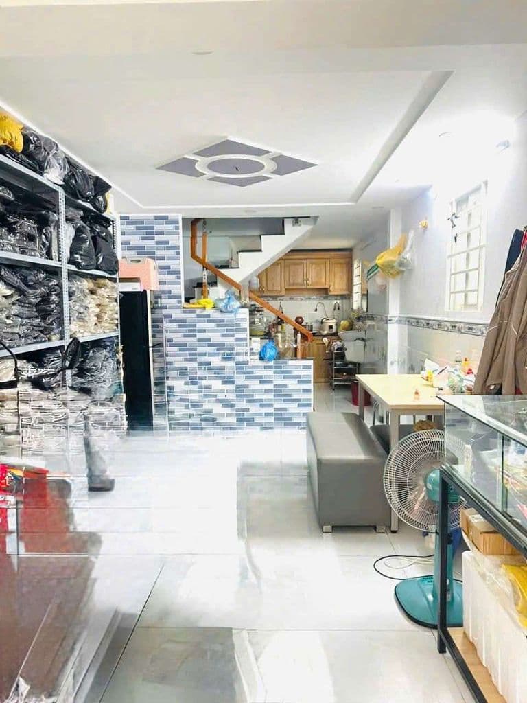 Nhà đẹp, đường rộng 5m, (3,3x10) trệt, 1lầu, 2PN, Tân Thới Hiệp, Q12 - Ảnh 2