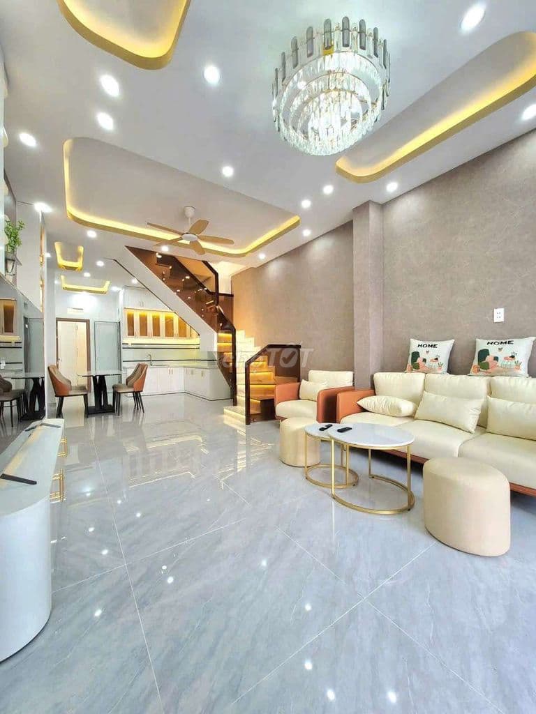 Nhà 4x16m 2 tầng 4pn kế Phú Mỹ Hưng Quận 7 chỉ 4 tỷ 89 - Ảnh 2