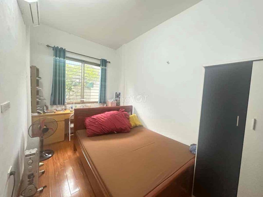 Hot! Khương Trung, 2 thoáng, 50m ra ô tô, nhà dân xây. 30mx4T. Chỉ 5,8