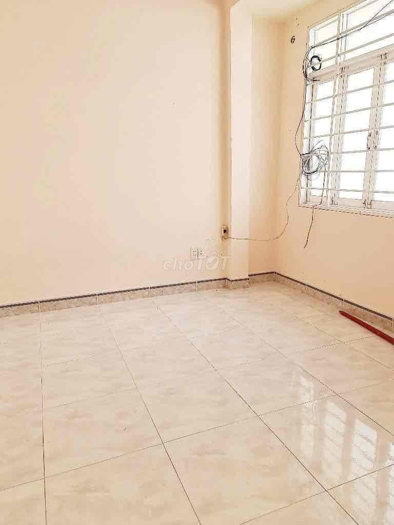 💥 Nhà Tân Phú, hẻm xe hơi, 1trệt 1lầu, 2 phòng ngủ, cho thuê 8triệu - Ảnh 3