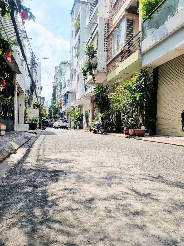 NGAY TRẠM METRO - VỊ TRÍ TRUNG TÂM - Q.10 - Ảnh 3