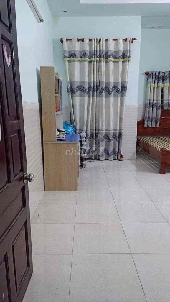 nhà gần ngã tư ga Q12 1 trệt 1 lầu hẻm xe hơi sổ Hồng chính chủ - Ảnh 3