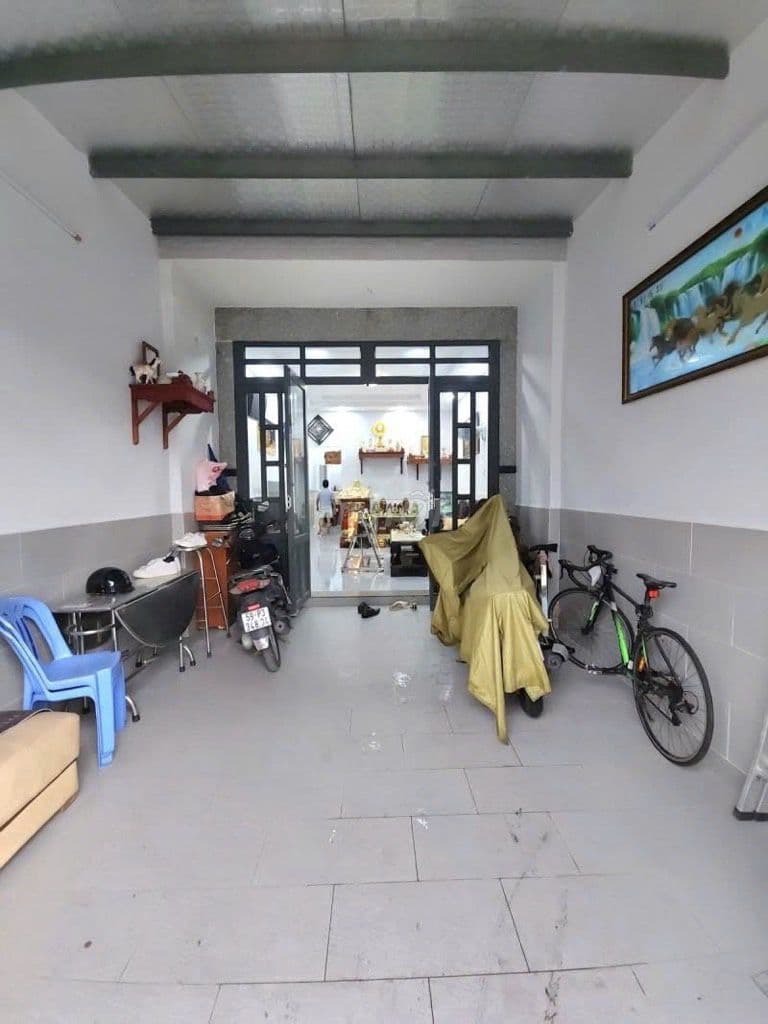 HẺM XE TẢI TRÁNH 8M - NHÀ MỚI ĐẸP 80M2 -2 TẦNG - NGAY NGÃ TƯ GÒ MÂY - Ảnh 3