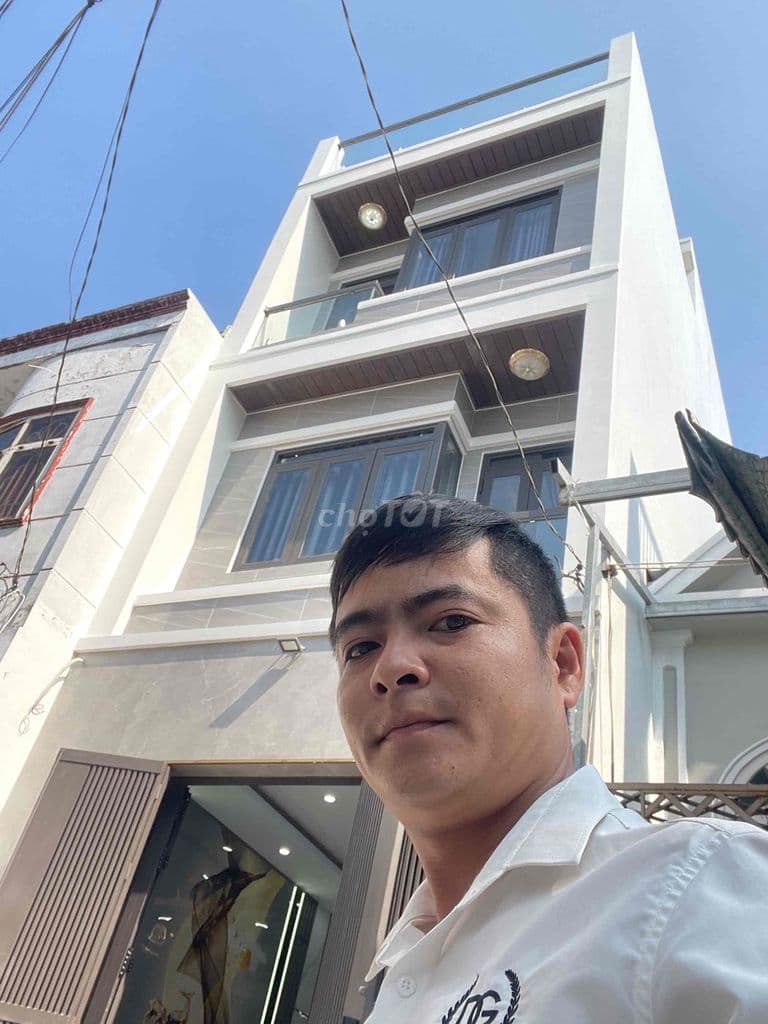 TRUNG TÂM TÂN PHÚ - NHÀ MỚI FULL NỘI THẤT CAO CẤP - HẺM XE HƠI THÔNG -