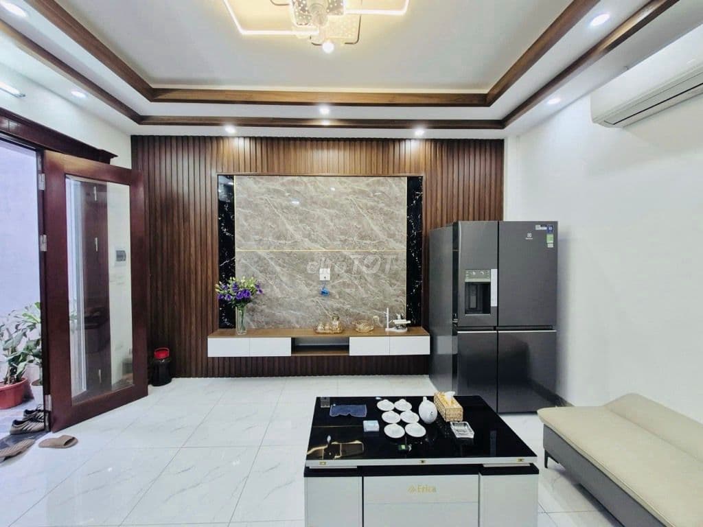 LÔ GÓC - OTO CHẠY VÒNG QUANH - NHÀ ĐẸP VỪA Ở VỪA KINH DOANH. - Ảnh 2