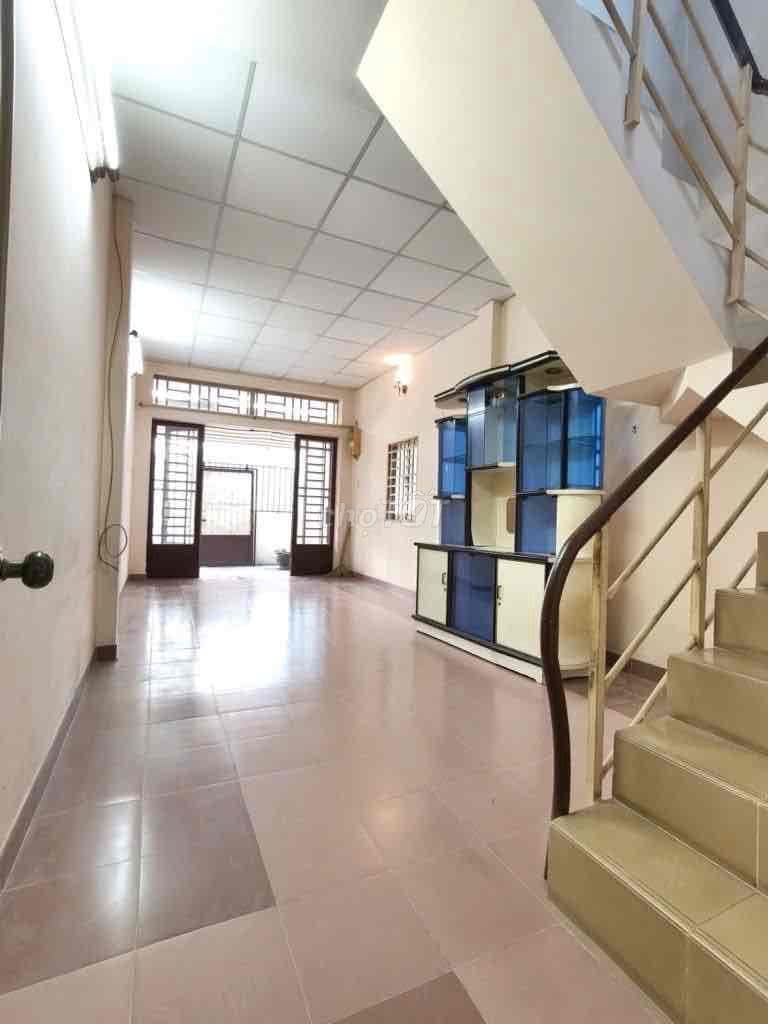 NHỈNH 6 TỶ - 60m2(4x15) - 2 TẦNG - BÌNH THẠNH GIÁP Q1 - CÓ SÂN RỘNG - Ảnh 3