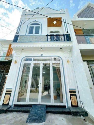 ĐANG THUÊ 12tr/tháng, Nhà Nguyễn Ngọc Phương Bình Thạnh giá 3TỶ250, LH