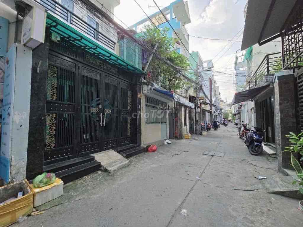 Chính chủ hạ giấp 200tr -hẻm xe hơi bùi văn ba q7