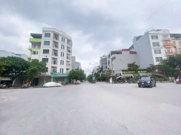 ĐG. kiến hưng. phân lô vỉ hè, ôtto tránh. kinh doanh xây dựng 7 tầng