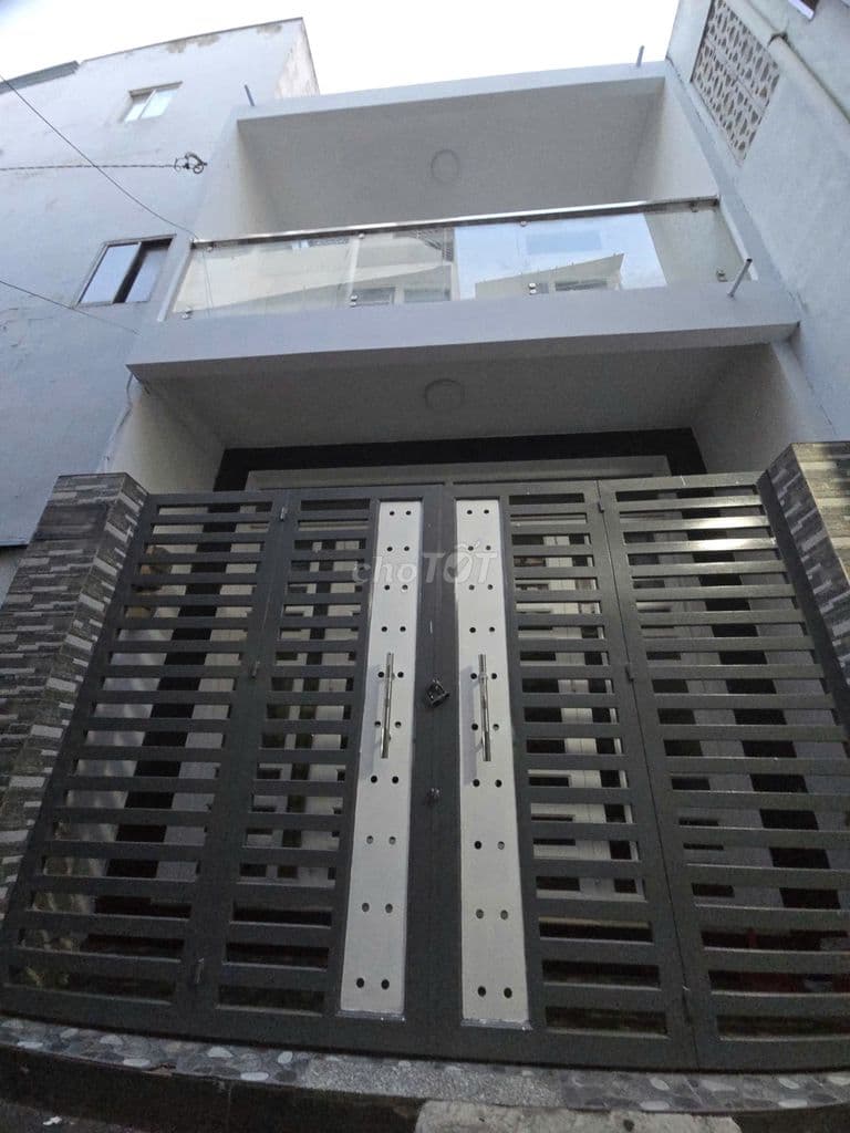 SÁT MẶT TIỀN TRẦN VĂN QUANG 42M2 2 TẦNG 2PN 2WC SHR CHỈ 5.7 TỶ