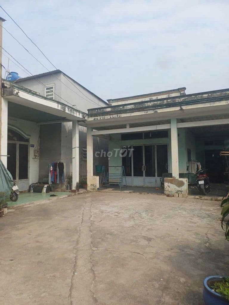 Cần bán 2 căn nhà ở, Vĩnh Lộc A gần đường Kênh Trung Ương