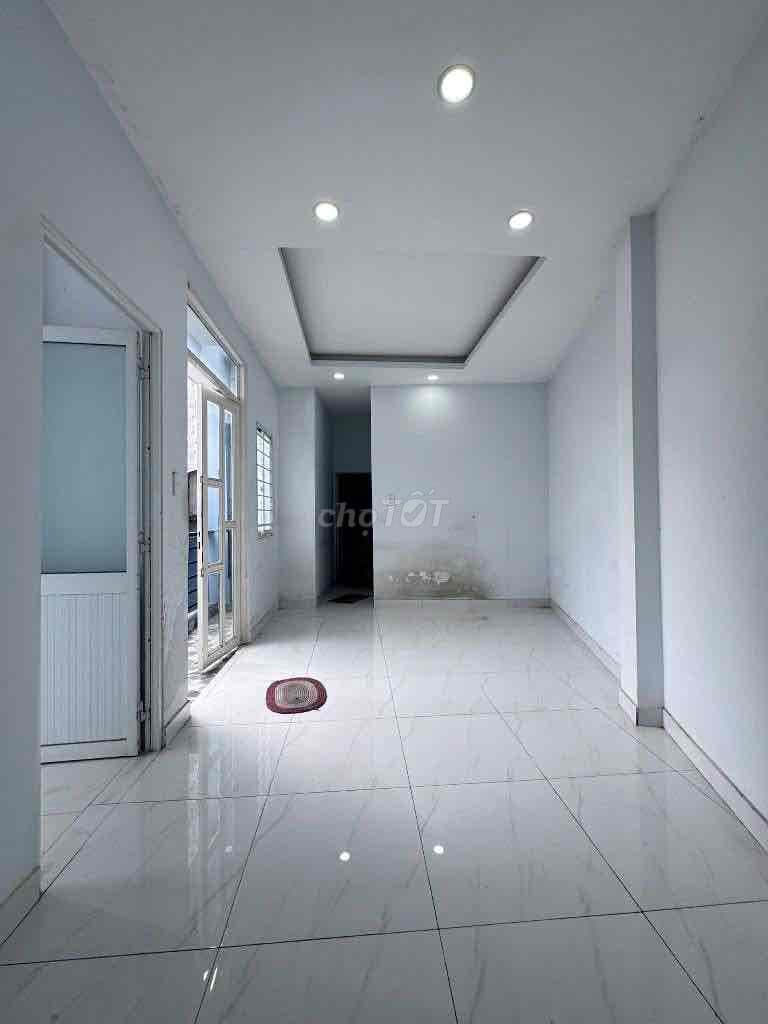 CHỈ 5.5 TỶ - 50M2 - KHU HOÀNG HOA THÁM, BÌNH THẠNH - 3 TẦNG - CHỈ 5,5 - Ảnh 2