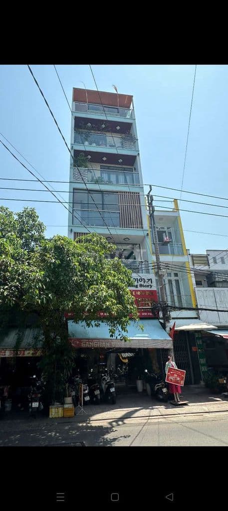 nhà 6 lầu có thang máy mặt tiền bông sao p5 q8 DT 6 x 18m 6 lầu