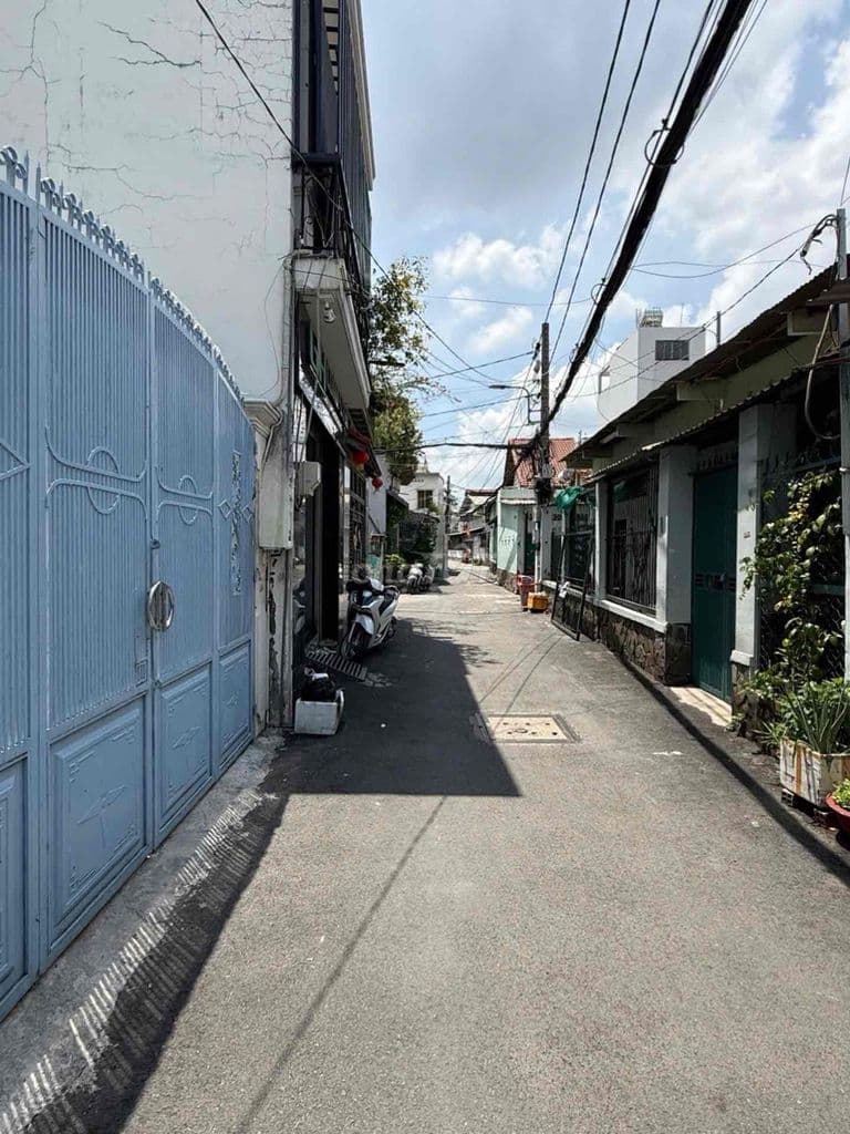 BÁN NHÀ 5.4x20M – ĐƯỜNG THỐNG NHẤT GÒ VẤP – GẦN CHỢ XÓM MỚI –6,15 TỶ - Ảnh 2
