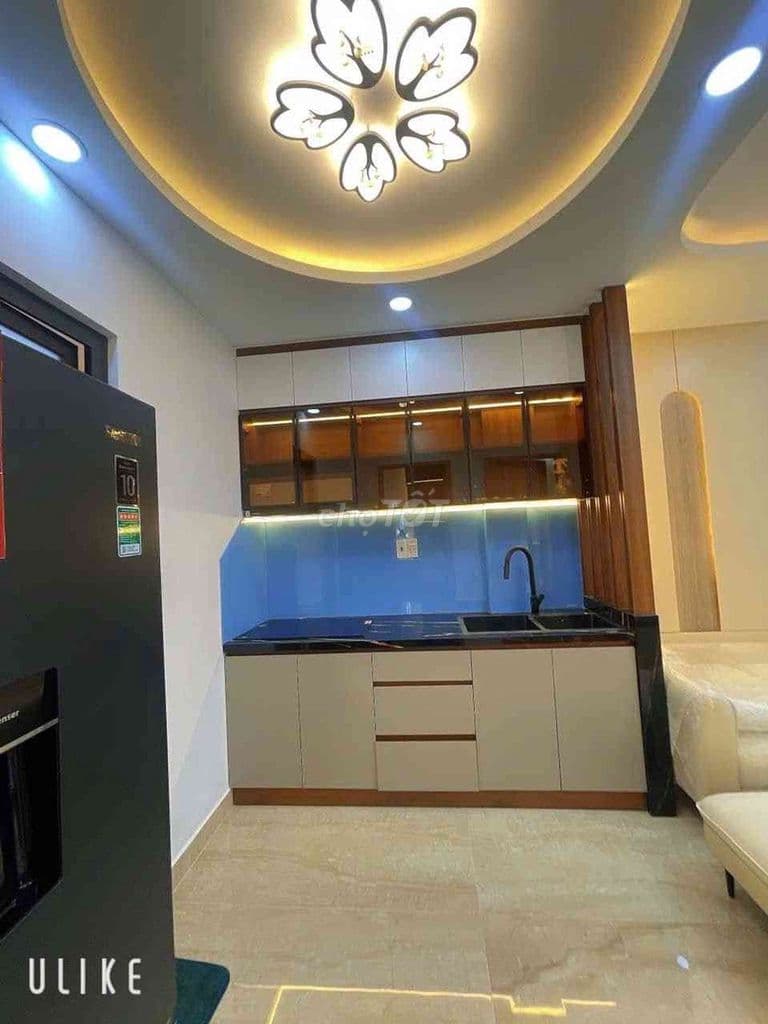 CHUNG CƯ CẦU ĐỎ HIỆN ĐẠI 2 PHÒNG NGỦ KHÓA VÂN TAY - FULL NÔI THẤT - Ảnh 3