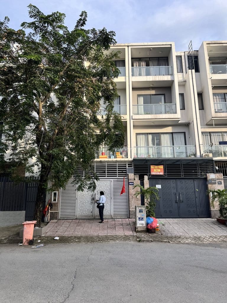 Bán CHDV siêu đẹp ĐẶNG THÙY TRÂM thu nhập 70tr/th gần ĐH VĂN LANG