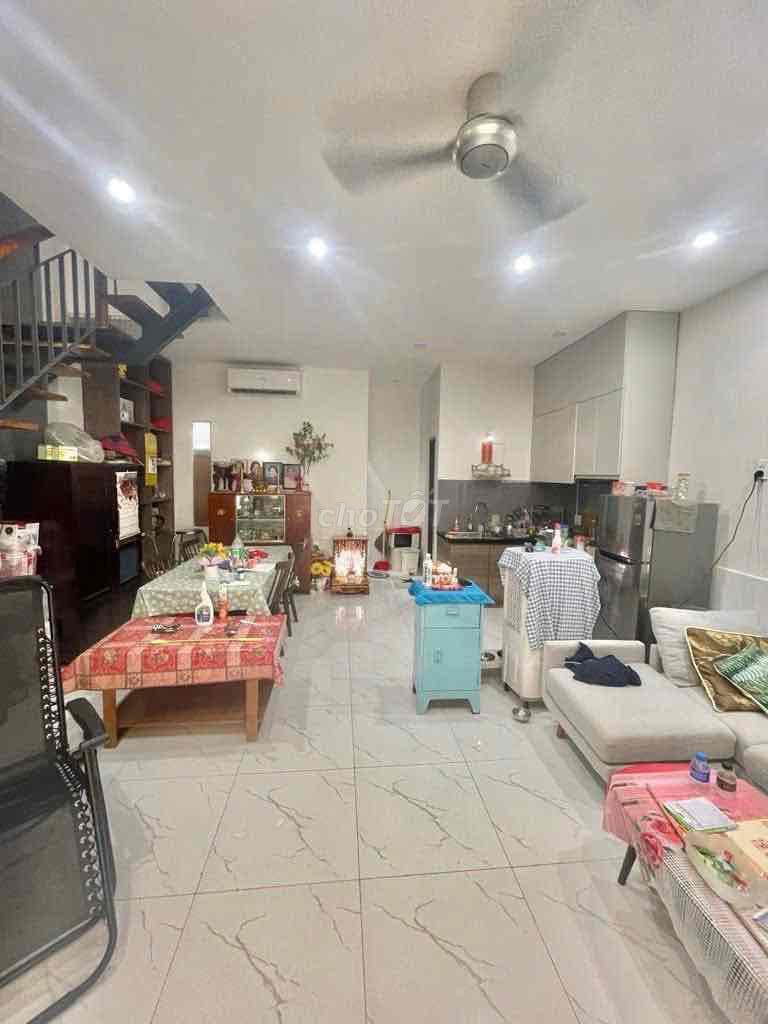 Nhà 2 Tầng mặt tiền hẻm đường Nguyễn Duy P12 Q8 - Ảnh 2