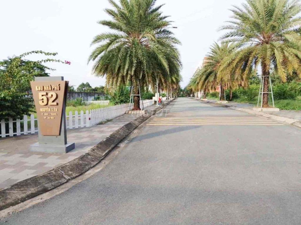 ĐẤT KHU 52 NGUYỄN XIỂN P. TRƯỜNG THẠNH