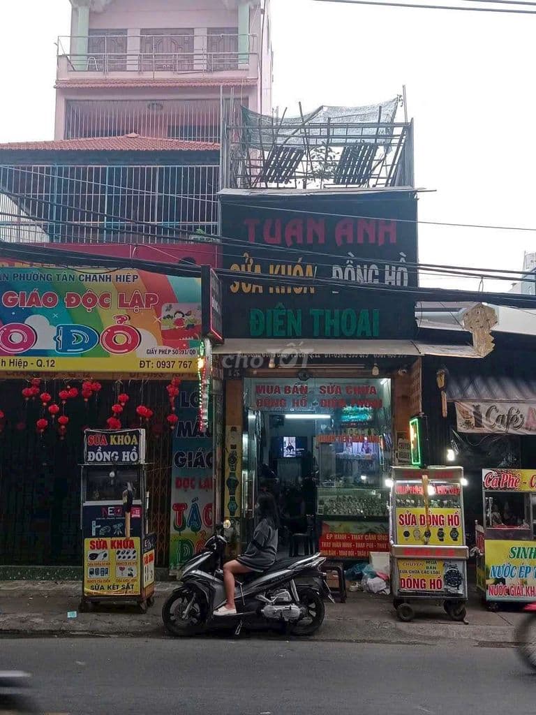 Nhà Mặt Tiền Đông Bắc Khu Trung Tâm mua bán